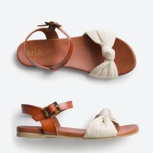 MIA Tan and Cream Bow Sandals